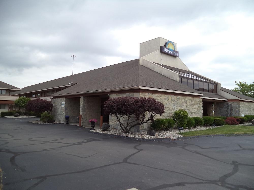 Days Inn By Wyndham Maumee/Toledo Ngoại thất bức ảnh