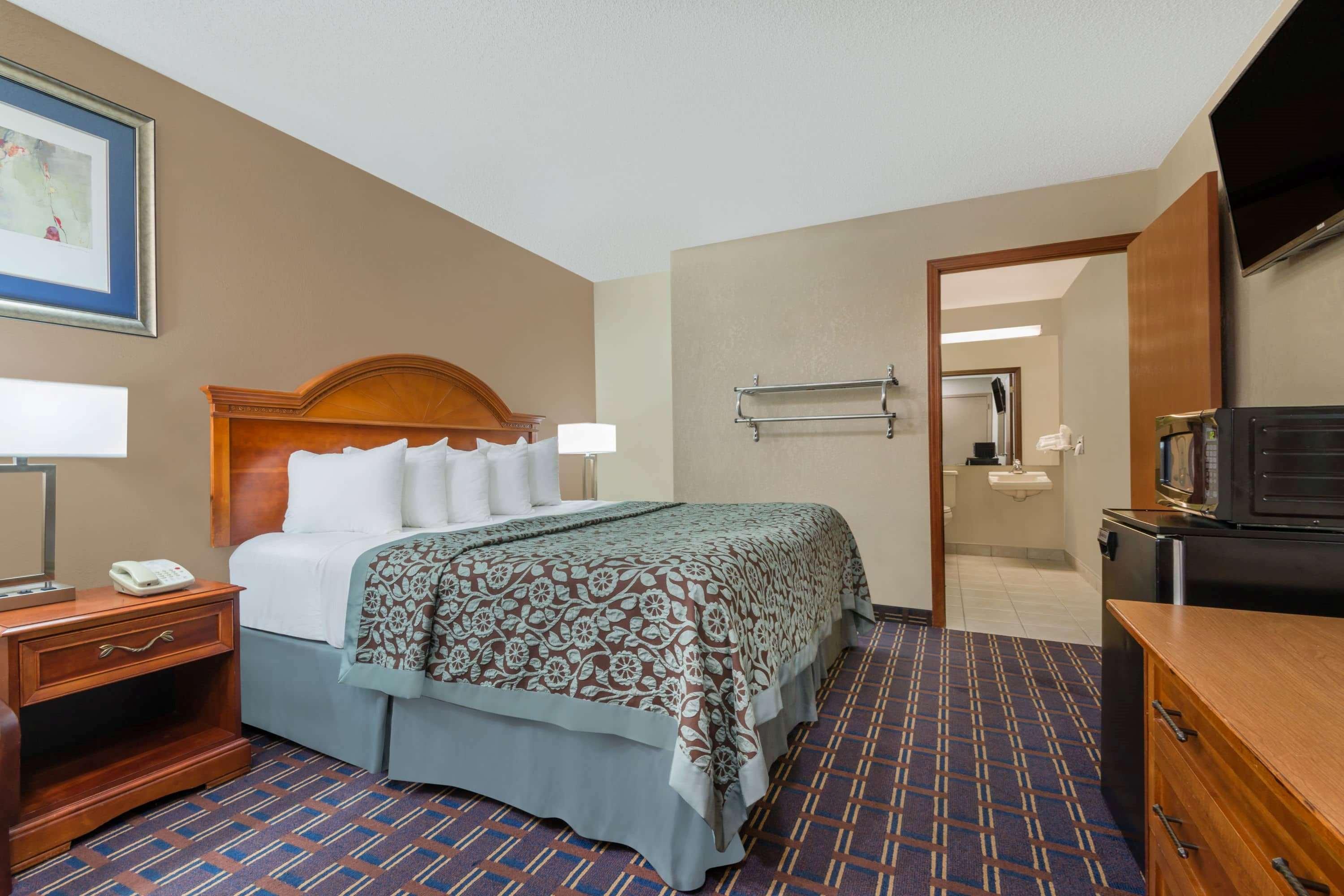 Days Inn By Wyndham Maumee/Toledo Ngoại thất bức ảnh