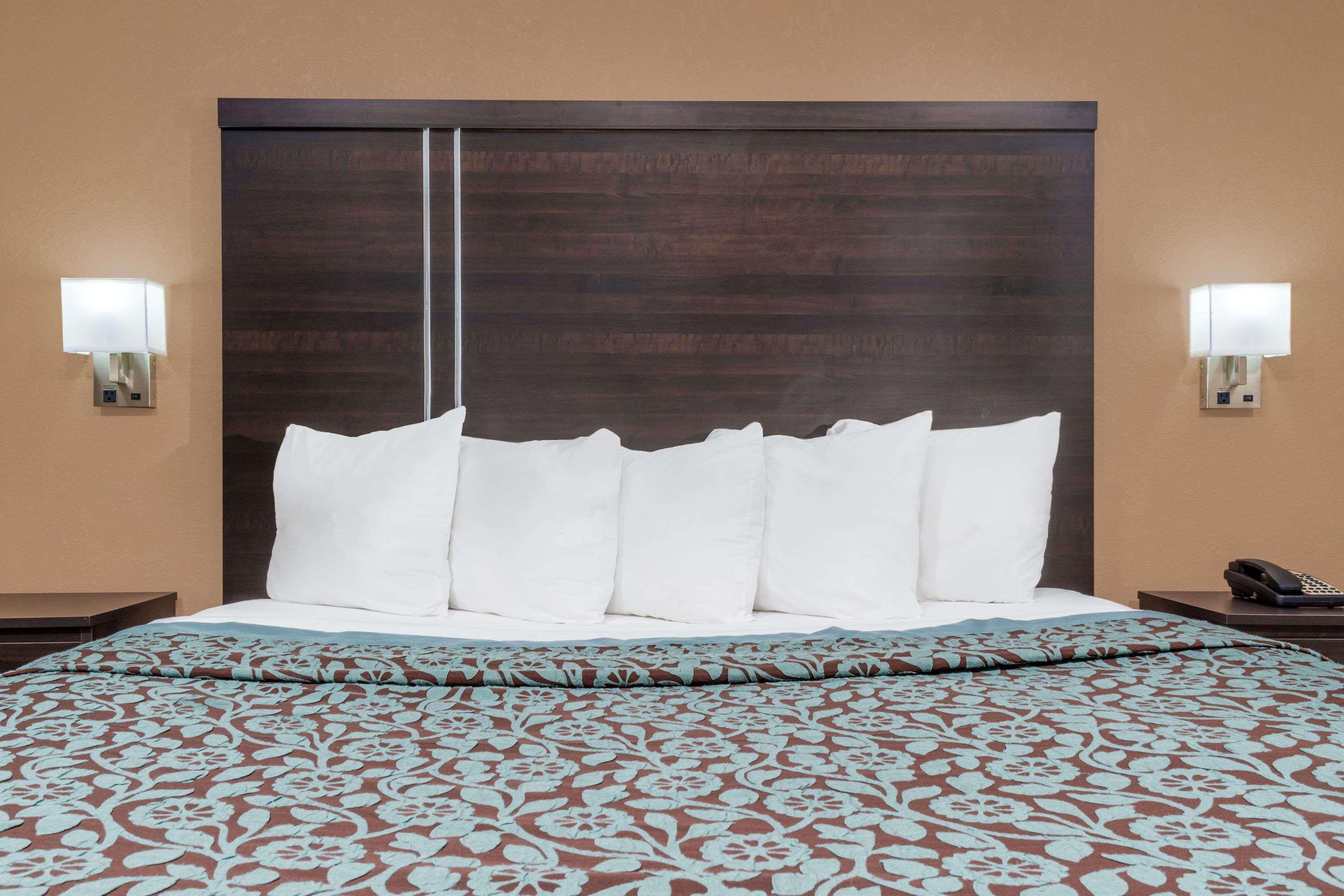 Days Inn By Wyndham Maumee/Toledo Ngoại thất bức ảnh