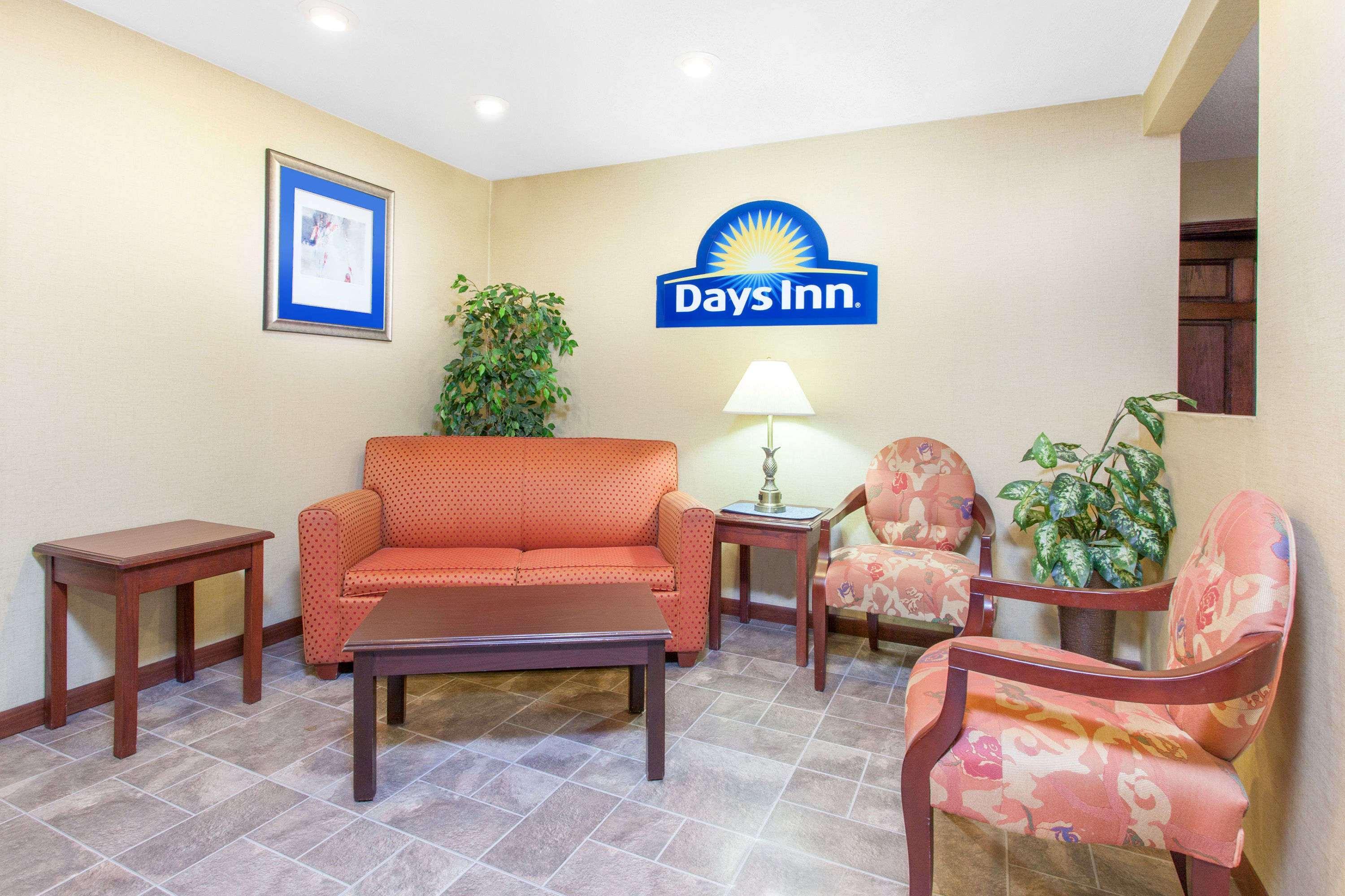 Days Inn By Wyndham Maumee/Toledo Ngoại thất bức ảnh