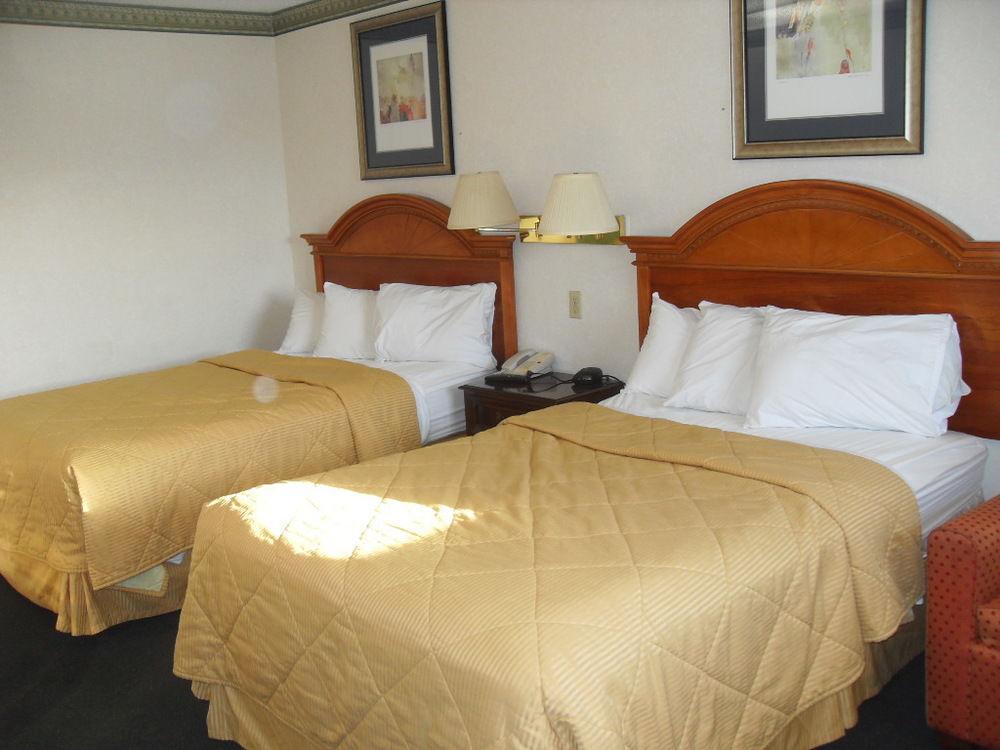 Days Inn By Wyndham Maumee/Toledo Ngoại thất bức ảnh