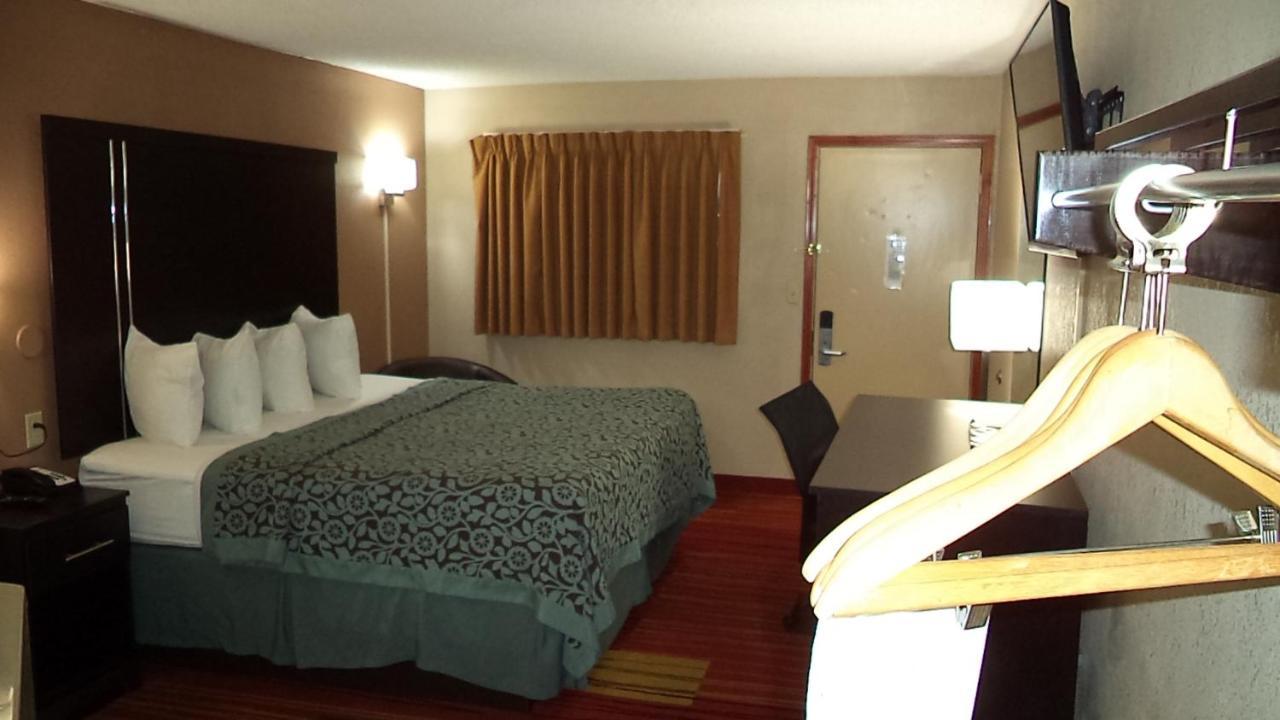 Days Inn By Wyndham Maumee/Toledo Ngoại thất bức ảnh